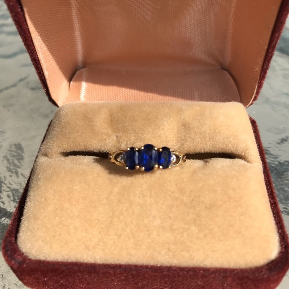 3 Sapphire & 2 Diamond 10k Yellow Gold Ring - Picture 10 of 13
